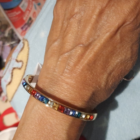 Joe Fresh Jewelry - NEW SASSY MULTI GEM CRYSTAL GOLD TONE BANGLE